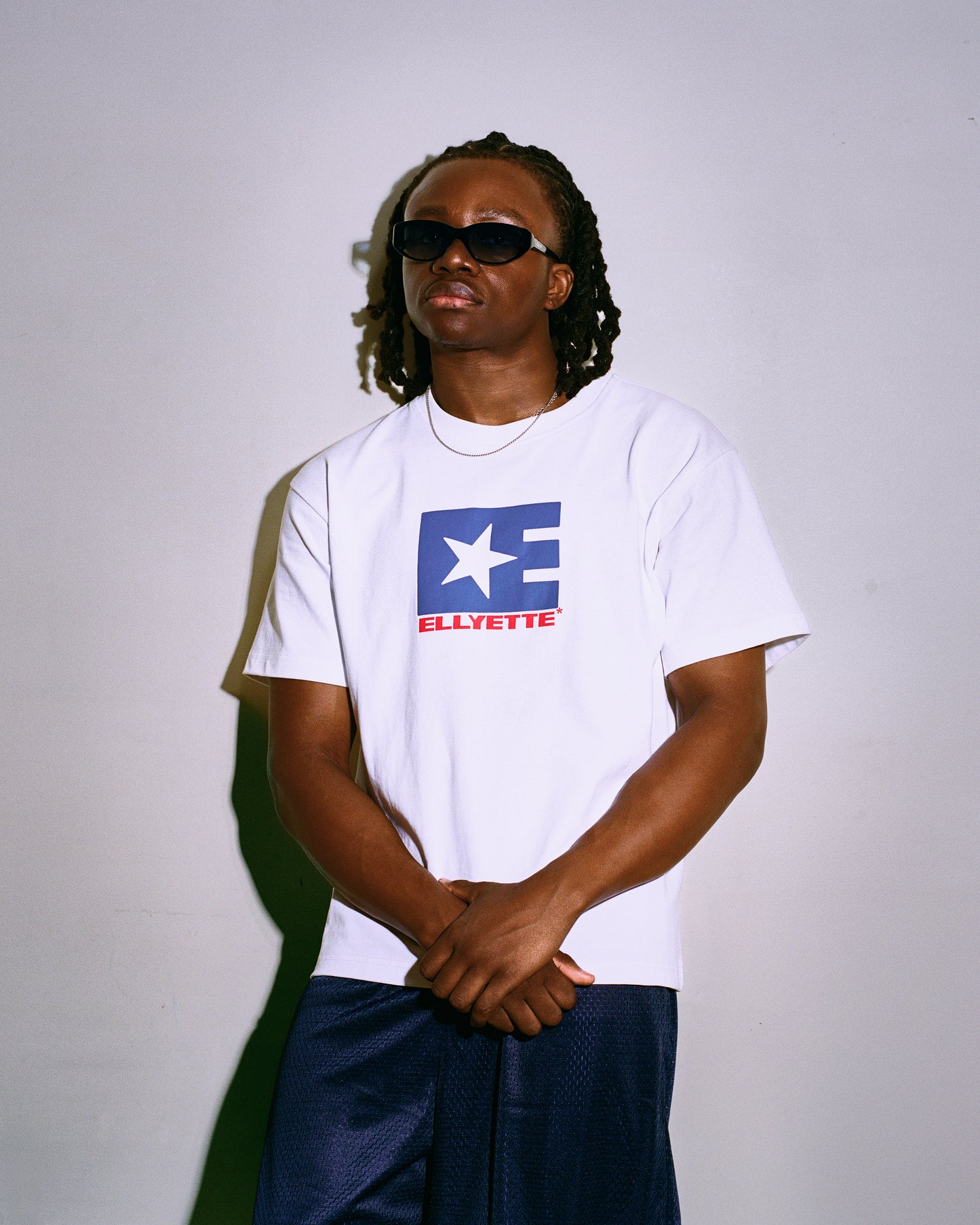 WHITE LOGO TEE