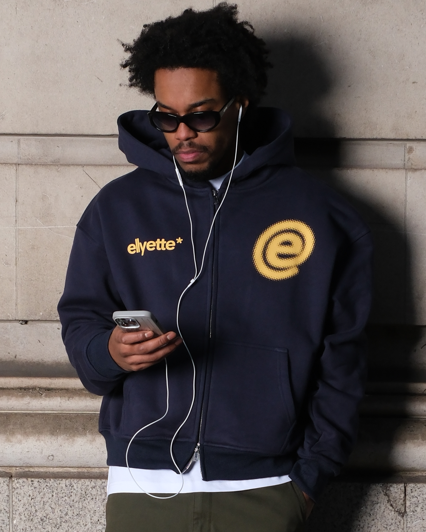 COMMUTER HOODIE
